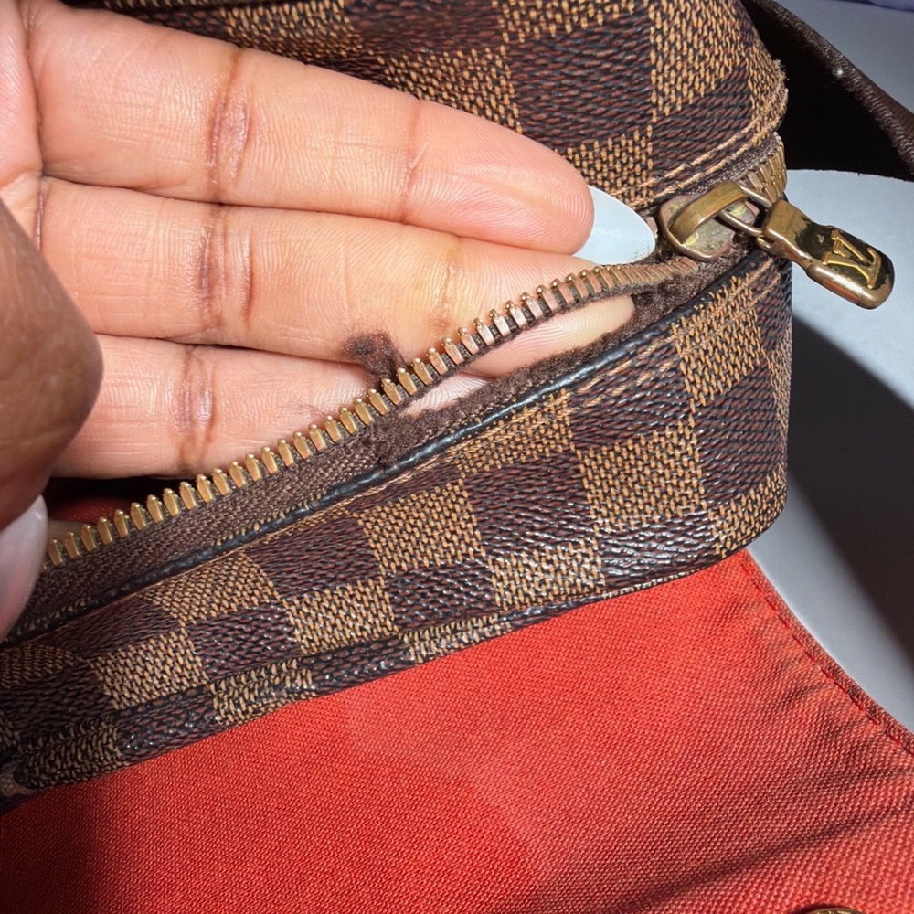 Pre-Love Louis Vuitton Damier Brown Checkered unisex Crossbody Bag - Picture 16 of 16